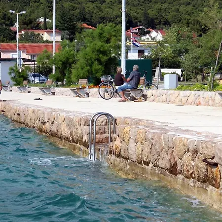 6623c Starigrad Paklenica