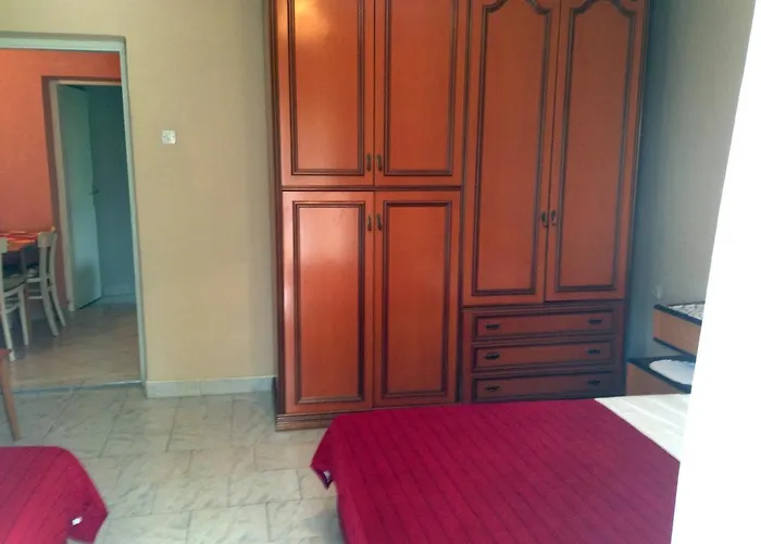 6623c * Starigrad-Paklenica