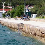 6623c Starigrad Paklenica